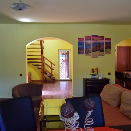 Gamma Guest House Praid Exterior photo