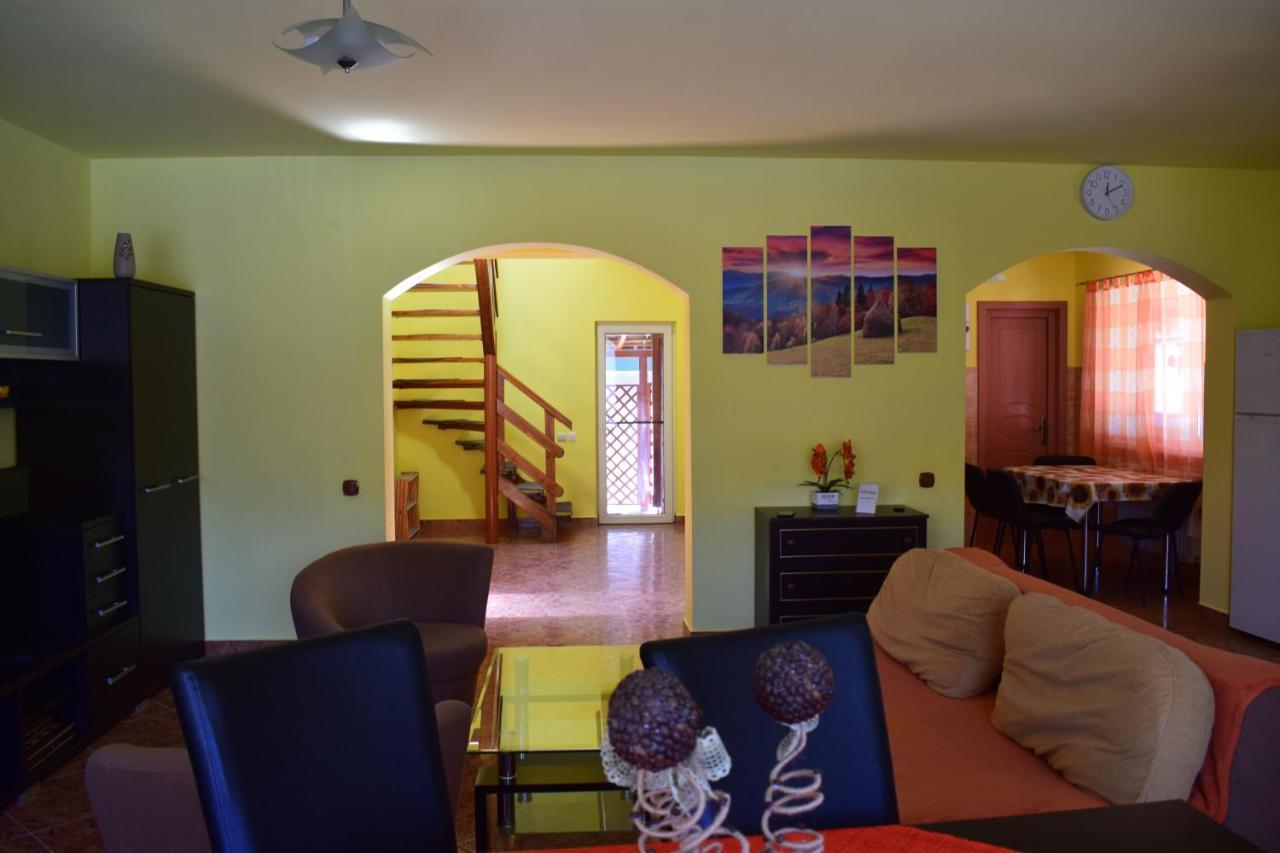 Gamma Guest House Praid Exterior photo